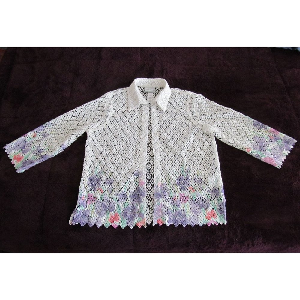 Alfred Dunner White and Floral Border Crochet Lace Open Cardigan